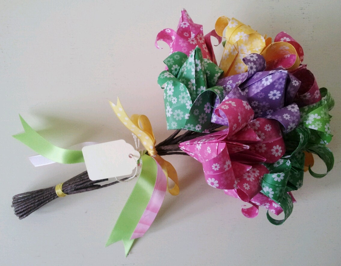 Paper Flowers Bouquet Lily Daisy Spring Wedding Mother's Day Pink Green Purple Yellow