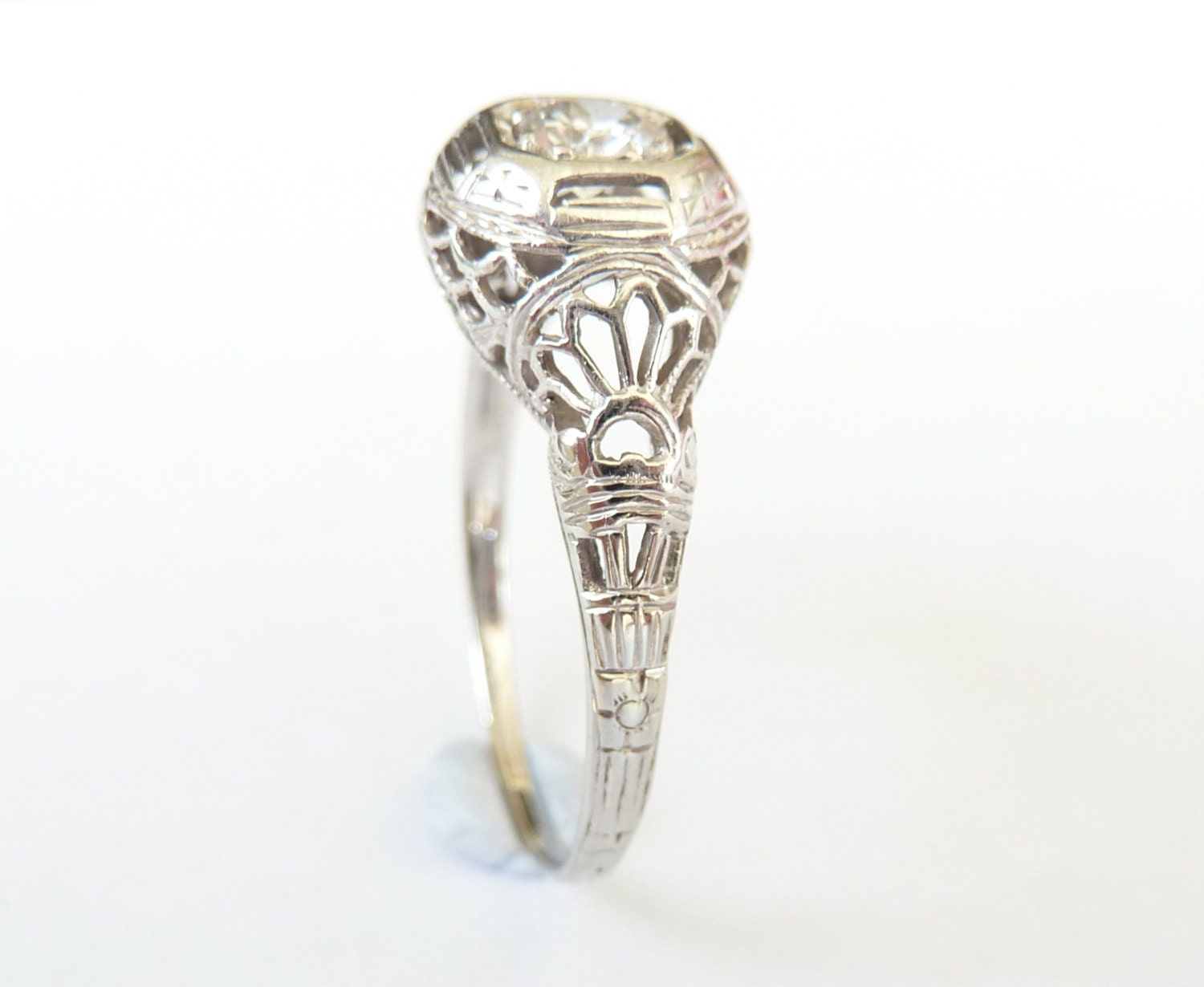 The Great Gatsby Diamond Art Deco 18K White Gold Filigree Engagement Wedding Ring