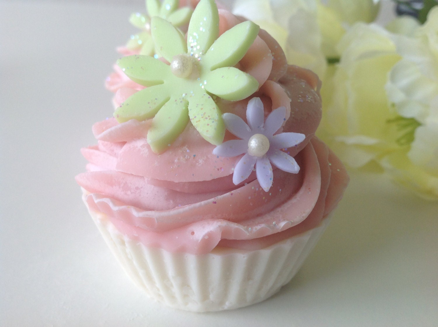 Mothers day Cupcake soap - Decorative soap Goatmilk Birthday wedding bridal baby shower party favors gift goody bag -Mom gift