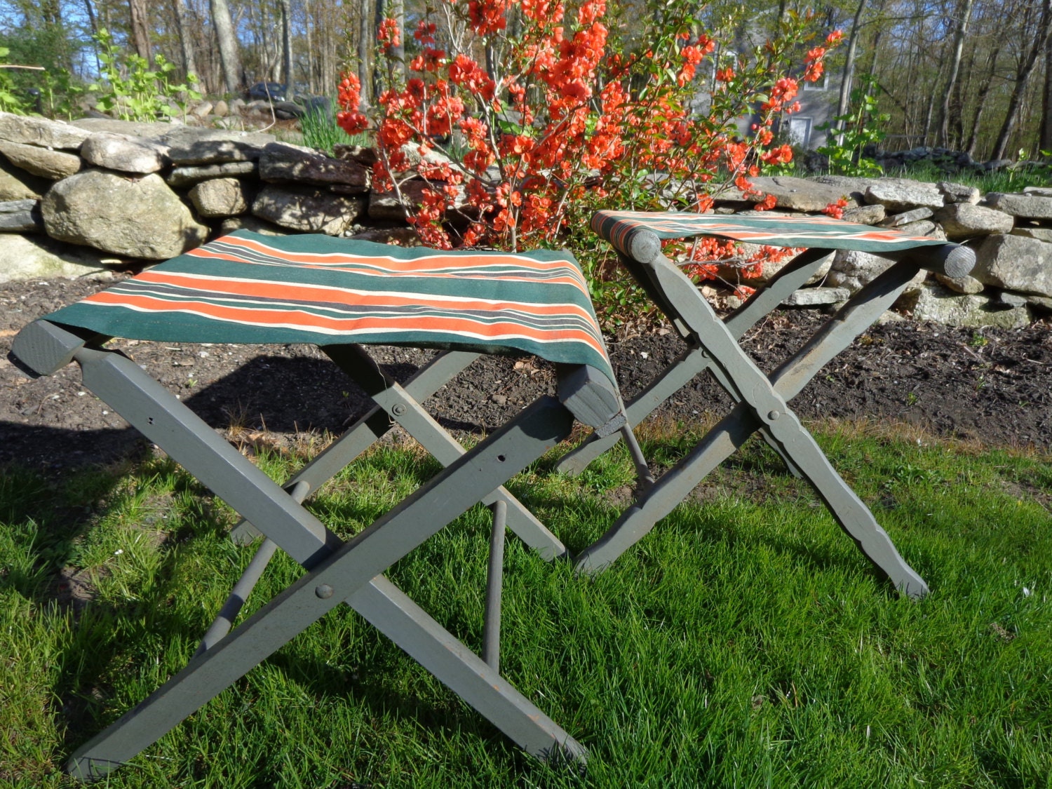 Mid-century retro folding wood CAMP CHAIRS with orange/green striped canvas seats, lawn, patio, stool, beach