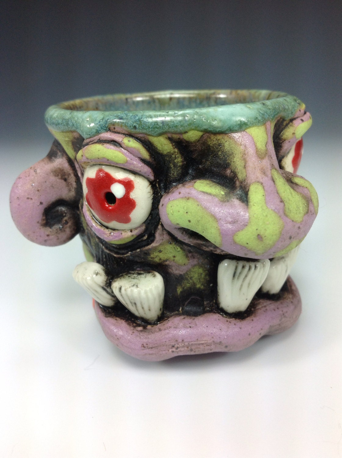 Monster alien face shot glass