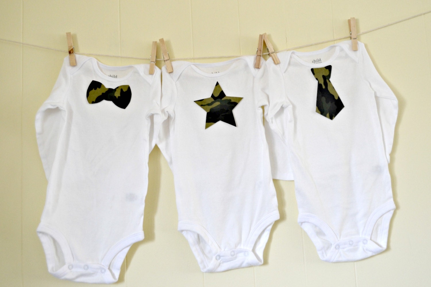 Camouflage Tie, Bow Tie & Star -  Iron-On Appliqué