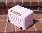 Antique Vintage 1947 Regal Model 707 Radio Plays And Looks Great