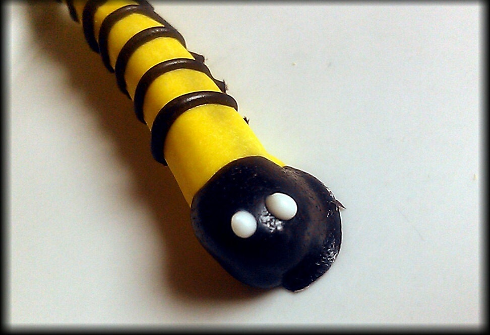 Bumble bee chocolate covered pretzel rods yellow black - 2 dozen in box - Valentine's Day Bee Mine