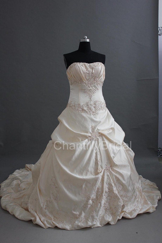 Ball Gown Strapless Satin Bubble Skirt Embroidery  Cathedral Train Wedding Dresses/Bridal Gowns