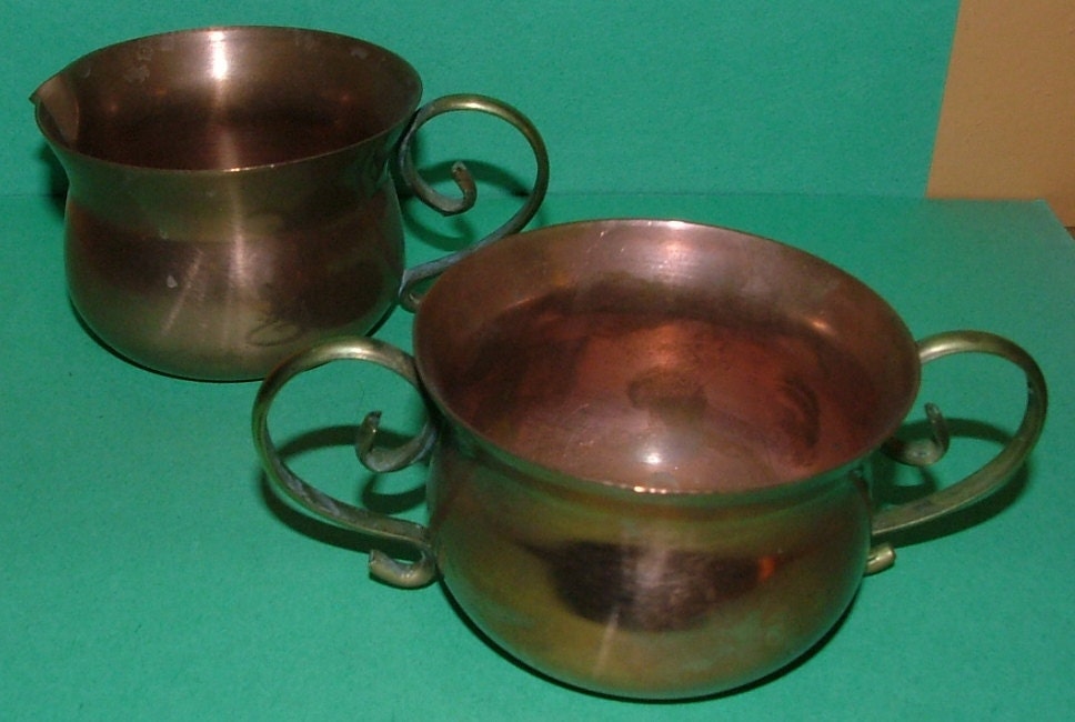 Vintage Copper Creamer Sugar Set Brass Handles Very Nice Delicate Set