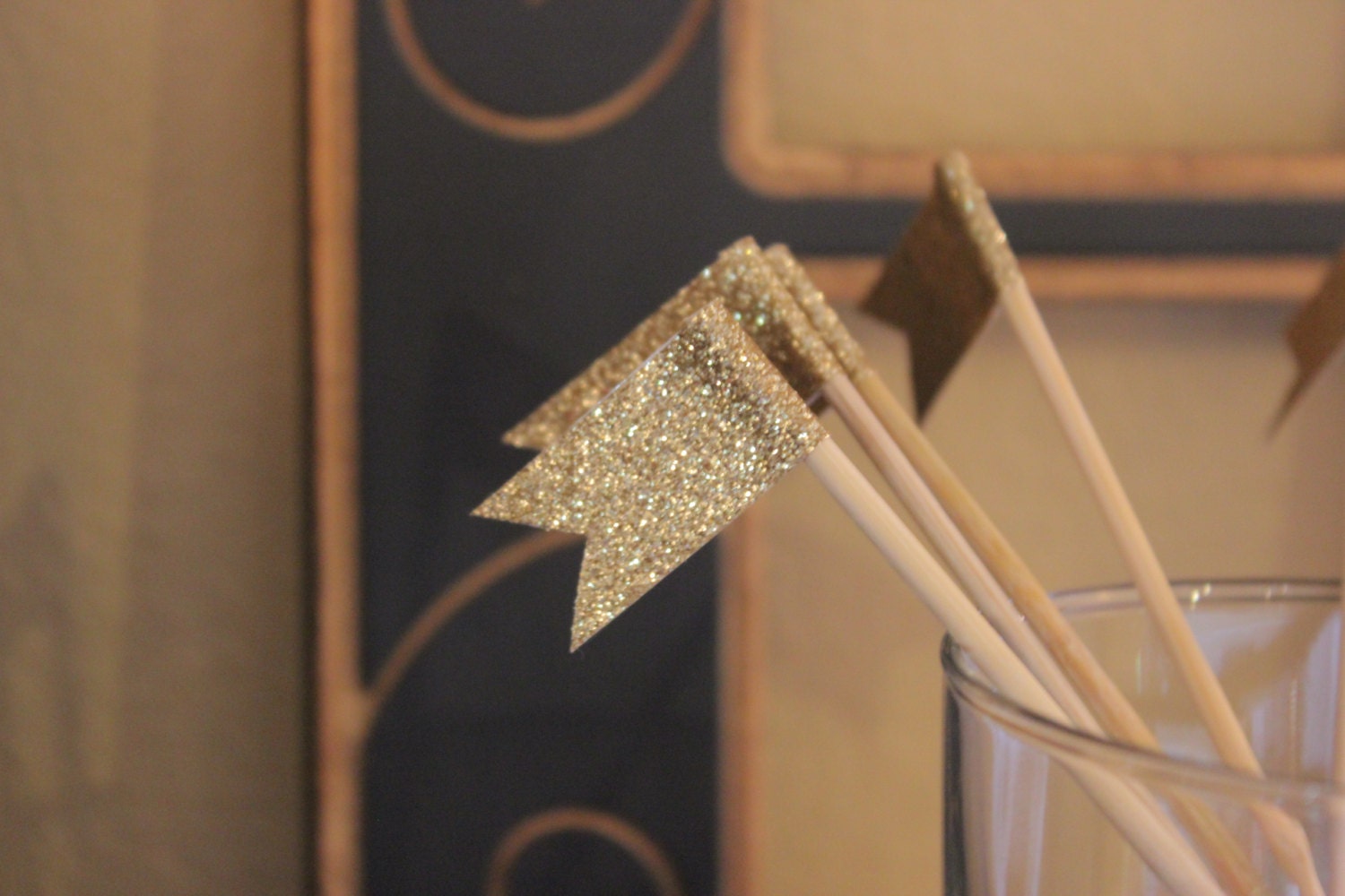 12 Glitter Flag Drink Stirrers