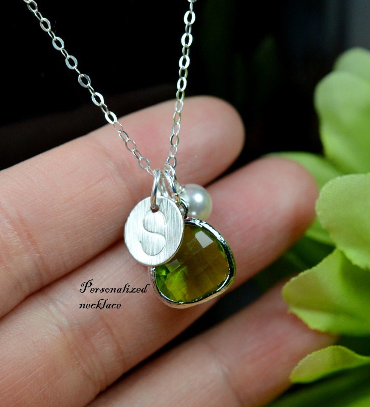 Bridesmaid Jewelry Wedding Bridal Jewelry-Bridesmaid gifts ,pearl ,leaf , peridot green pearl, personalized NECKLACE , monogrammed gifts