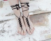 Barefoot Sandals Bridal Barefoot Sandals Beach Wedding Shoes Garden Wedding Barefoot Jewelry Toe Thong black - JasmneAccessores Barefoot Sandals Bridal Barefoot Sandals Beach Wedding Shoes Garden Wedding Barefoot Jewelry Toe Thong black - JasmneAccessores