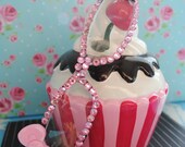 Hello kitty reading glasses- choose your size