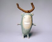 Small ceramic sculpture Dancing Moute 1