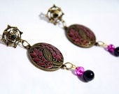 Antique bronze star dangle earrings, bronze leaf pendant with fuschia and purple Czech glass beads, boho jewelry, rhinestone accent