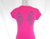 M - Wings dark angel screenprinted t-shirt women MEDIUM charcoal on red cherry spring summer fashion