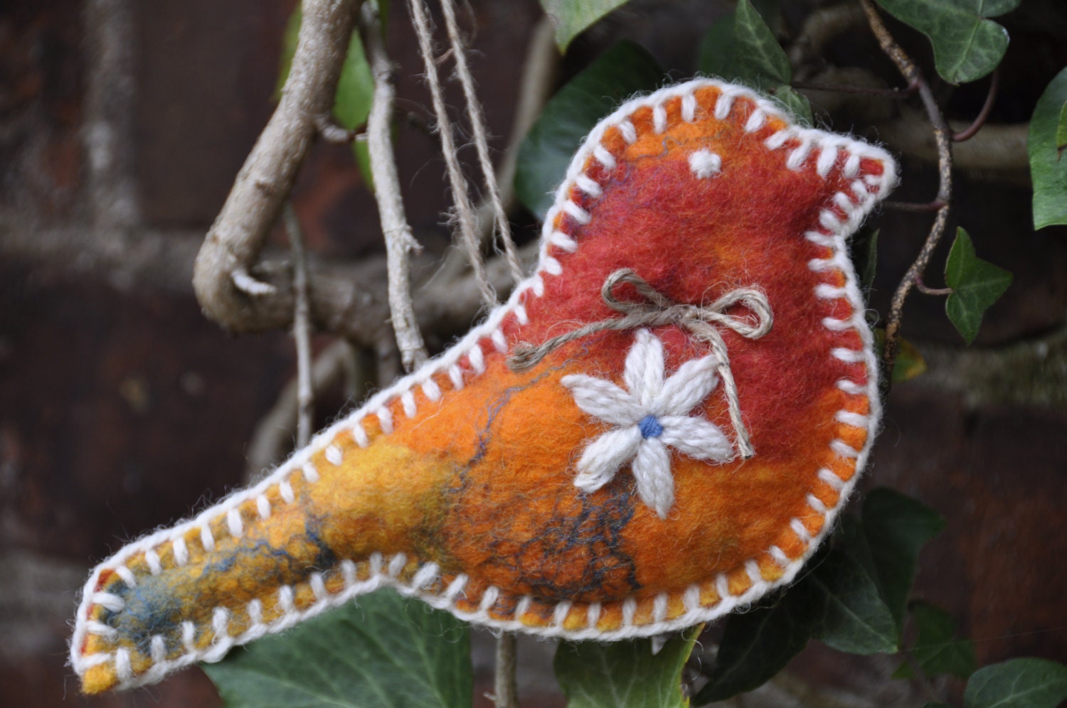 hand made wool felted bird hanging ornament decoration children birthday christmas gift