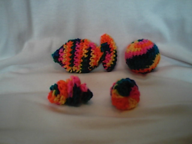 Cat Toy Set Bright Rainbow Colored Fish Ball Curly Qs