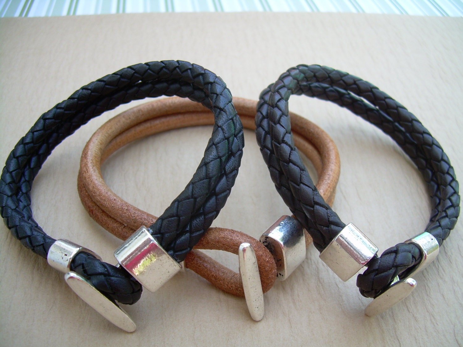 Mens Leather Bracelet with Toggle Clasp, Mens Bracelet, Mens Jewelry, Mens Gift, Leather Bracelet