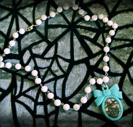 Alice in Wonderland Original Kitsch Rosary Bead Necklace By Zombaby Accessories ( Mad Hatter )