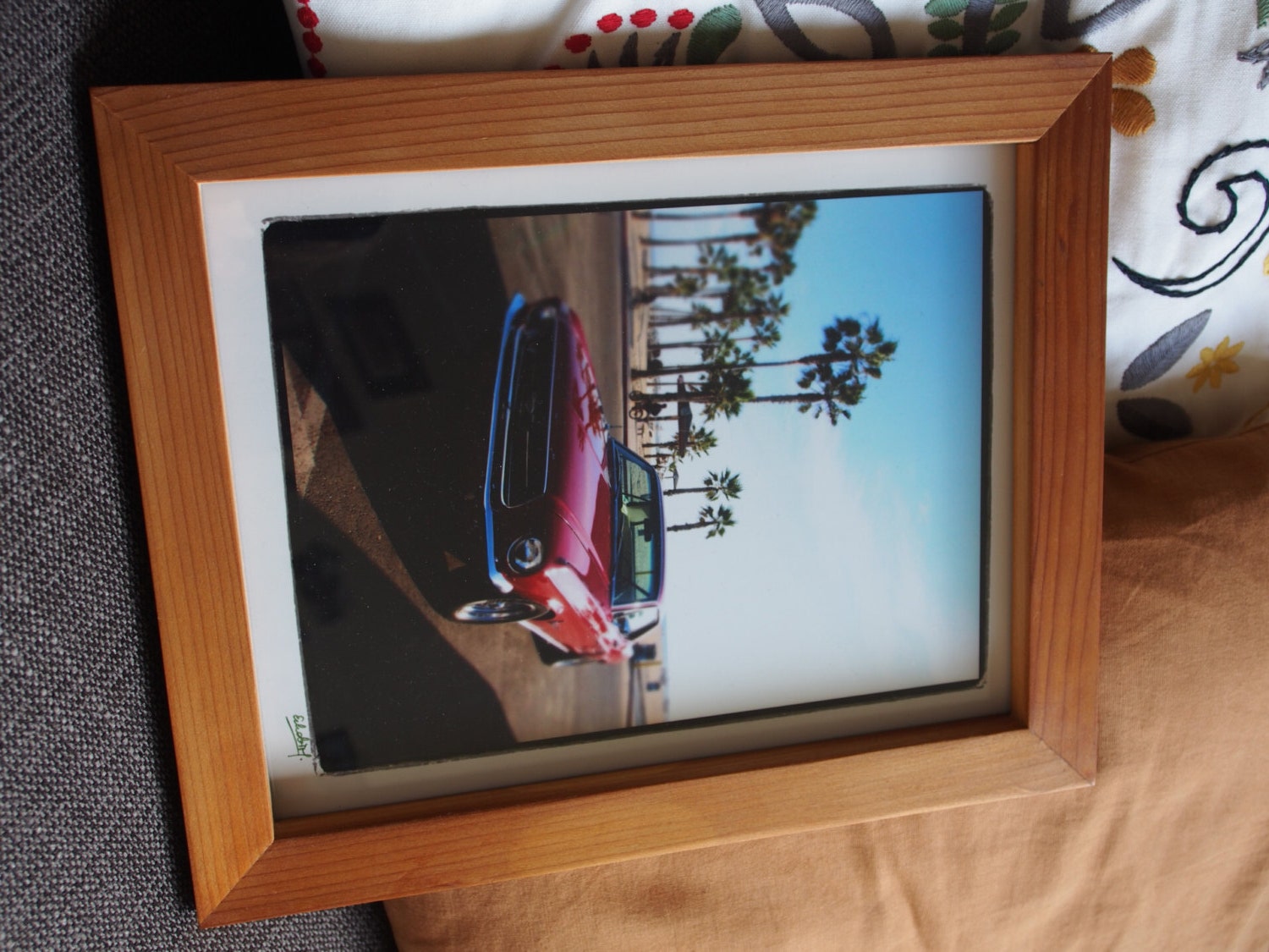 MUSTANG BEACH - unique, handmade wooden frame and limited print
