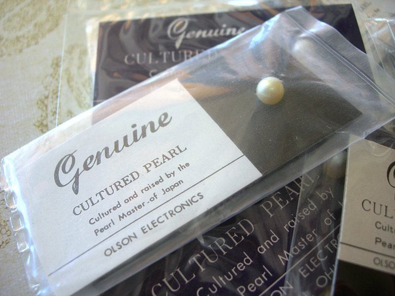 Vintage Japanese Cultured Pearls 1950s Advertising Promotional Beads on Cards NIP lot of 3 unopened Pearlmaster