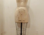 Women's 1996 Wolf Dress Form - Size 8 Small, Medium