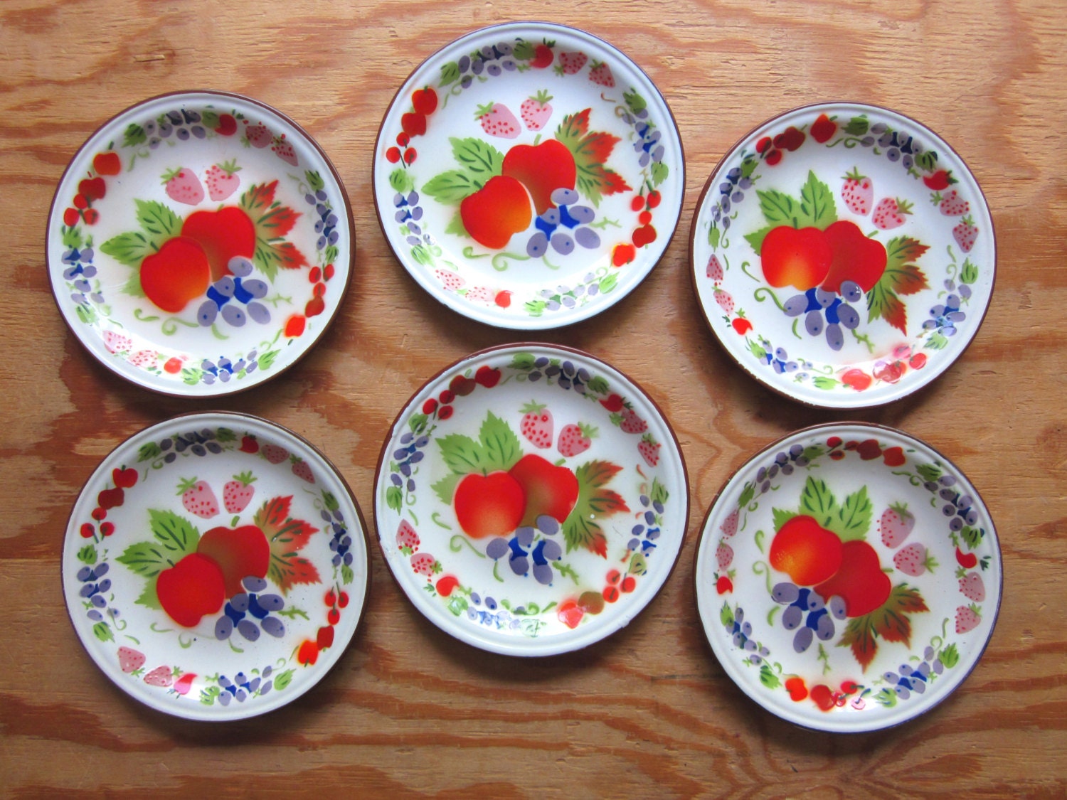 Set of 6 Fruit and Floral Granitware Plates