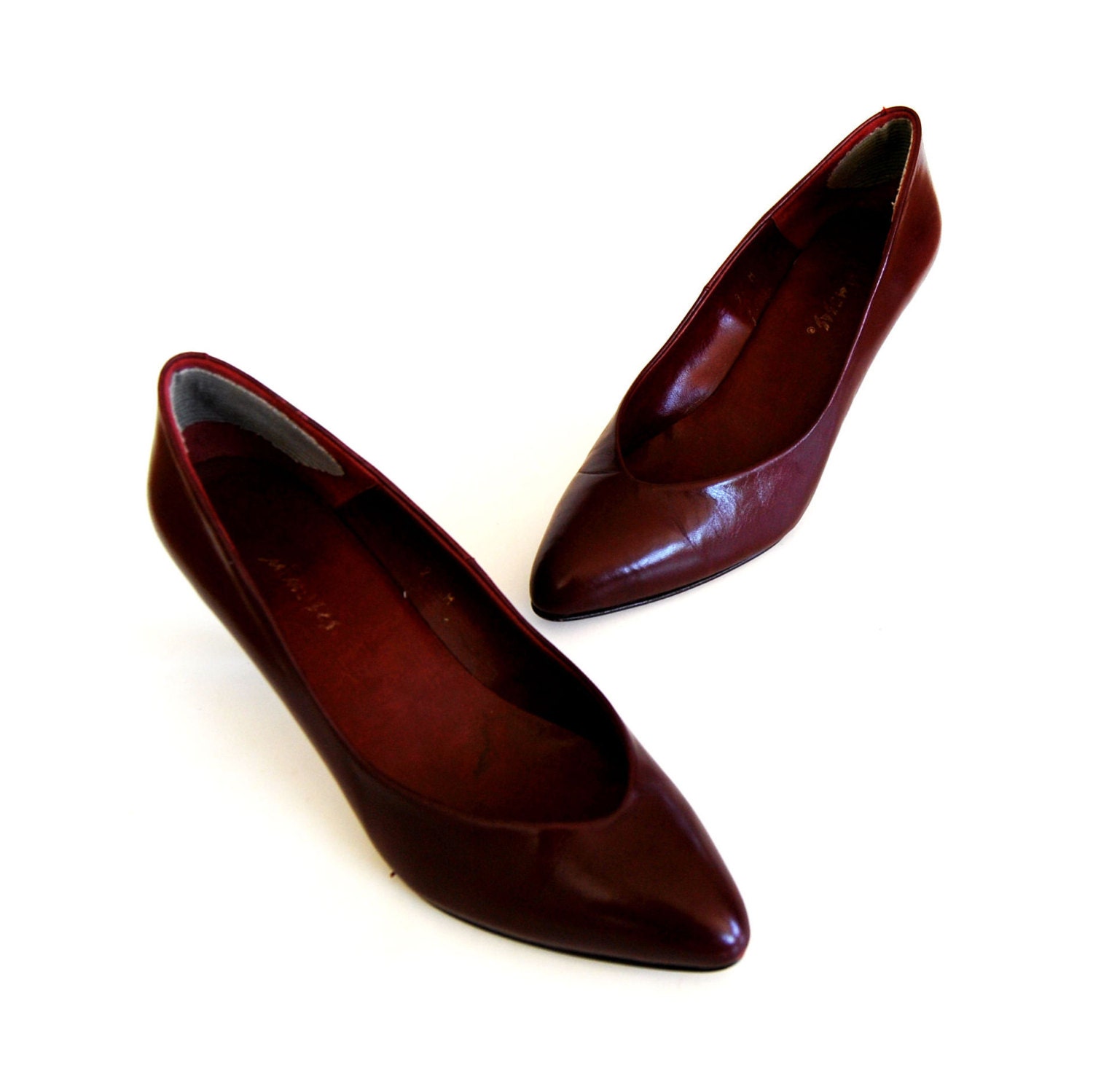 vintage SECRETARY heel /  1980s merlot leather heels