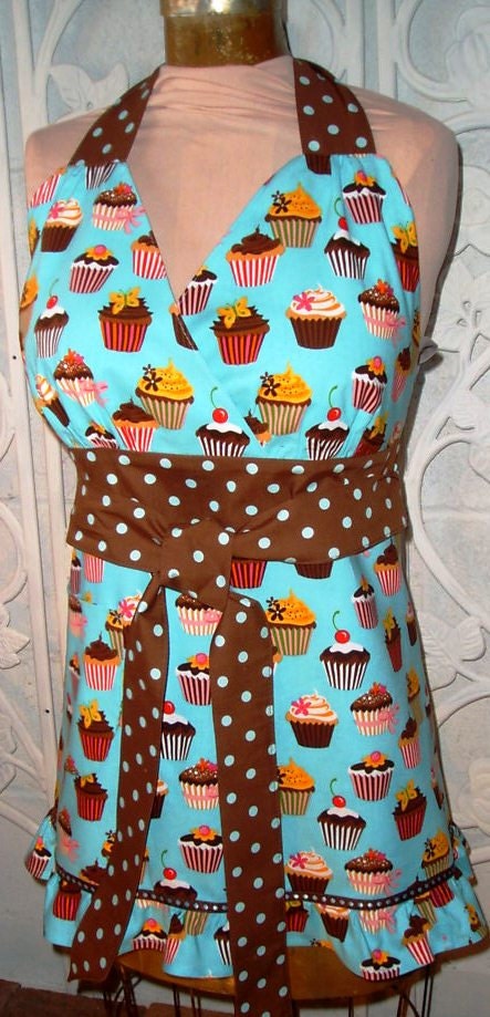Curvy Girl Cupcake Halter Apron