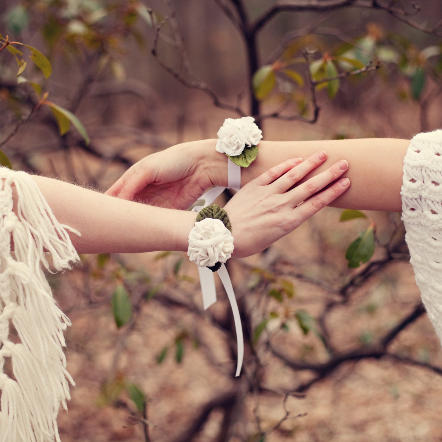 wrist corsage, bridal accessory, white rose, wedding flower