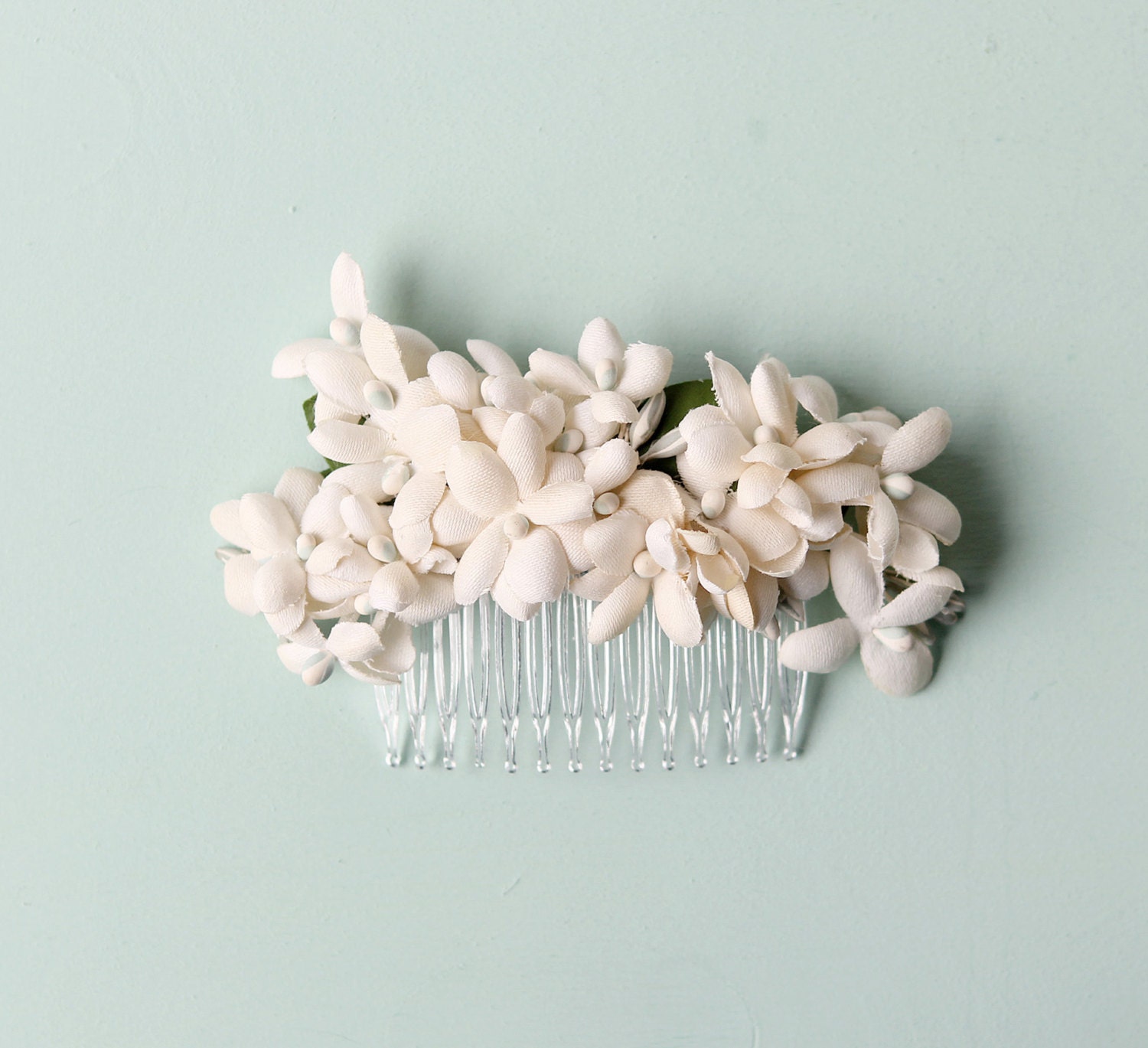 White flower hair comb, Bridal hair piece, wedding accessory - OLEANDER