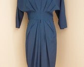 80s dress does 40s, blue dotted dress, beautiful gathered front bodice and skirt detail, square shouldered dress.