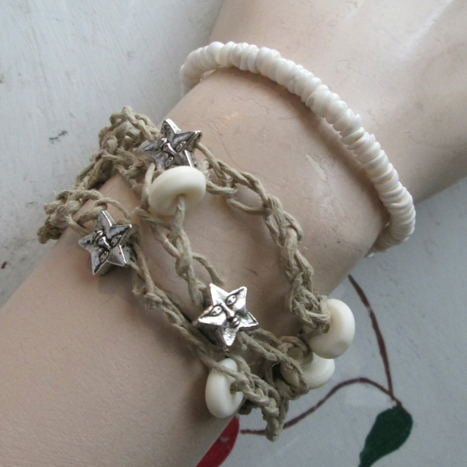 PUKKA SHELL BRACELET  Vintage Seventies Beach Surfer Boho