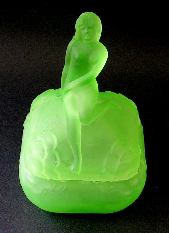 Phoenix Glass Camellia Satin Green Art Deco Figural Jar Powder Puff Box