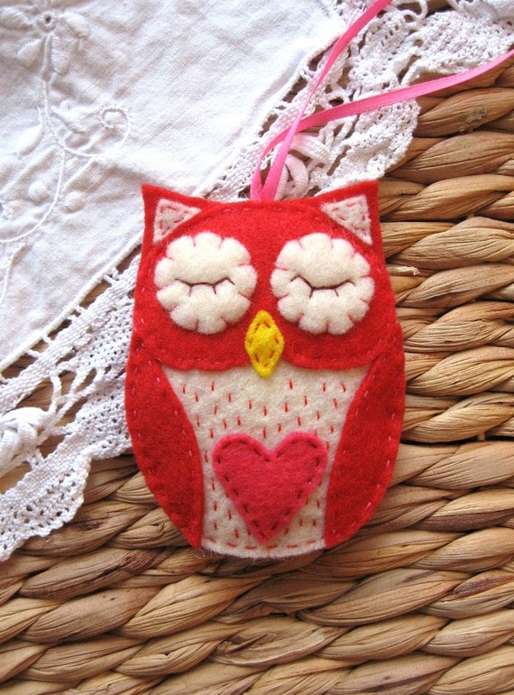 Red Valentine Owl