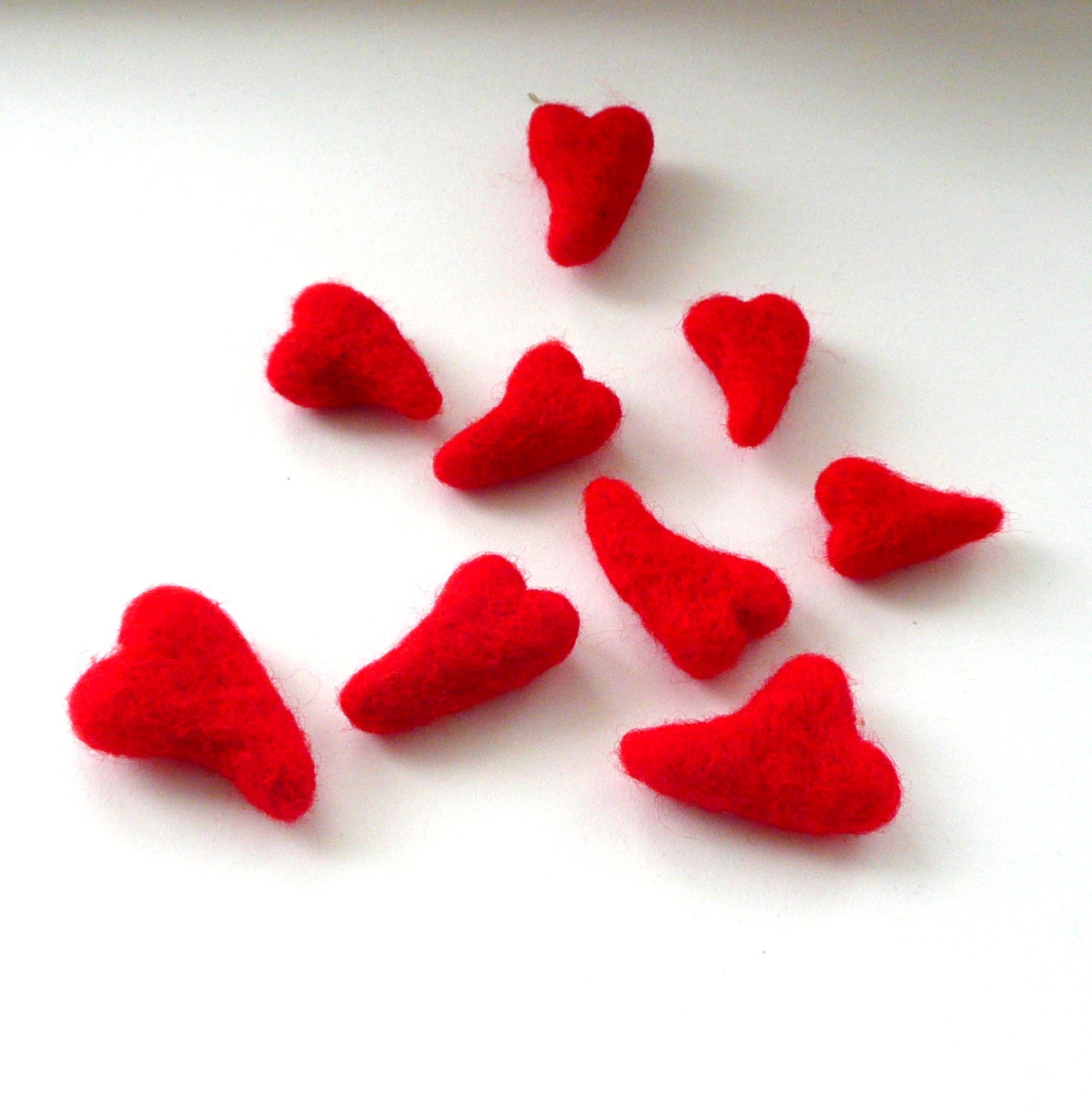 Red hearts felted wool 9 red pebbles gift brooch table decoration decor love for her Birthday Weddings favor garland