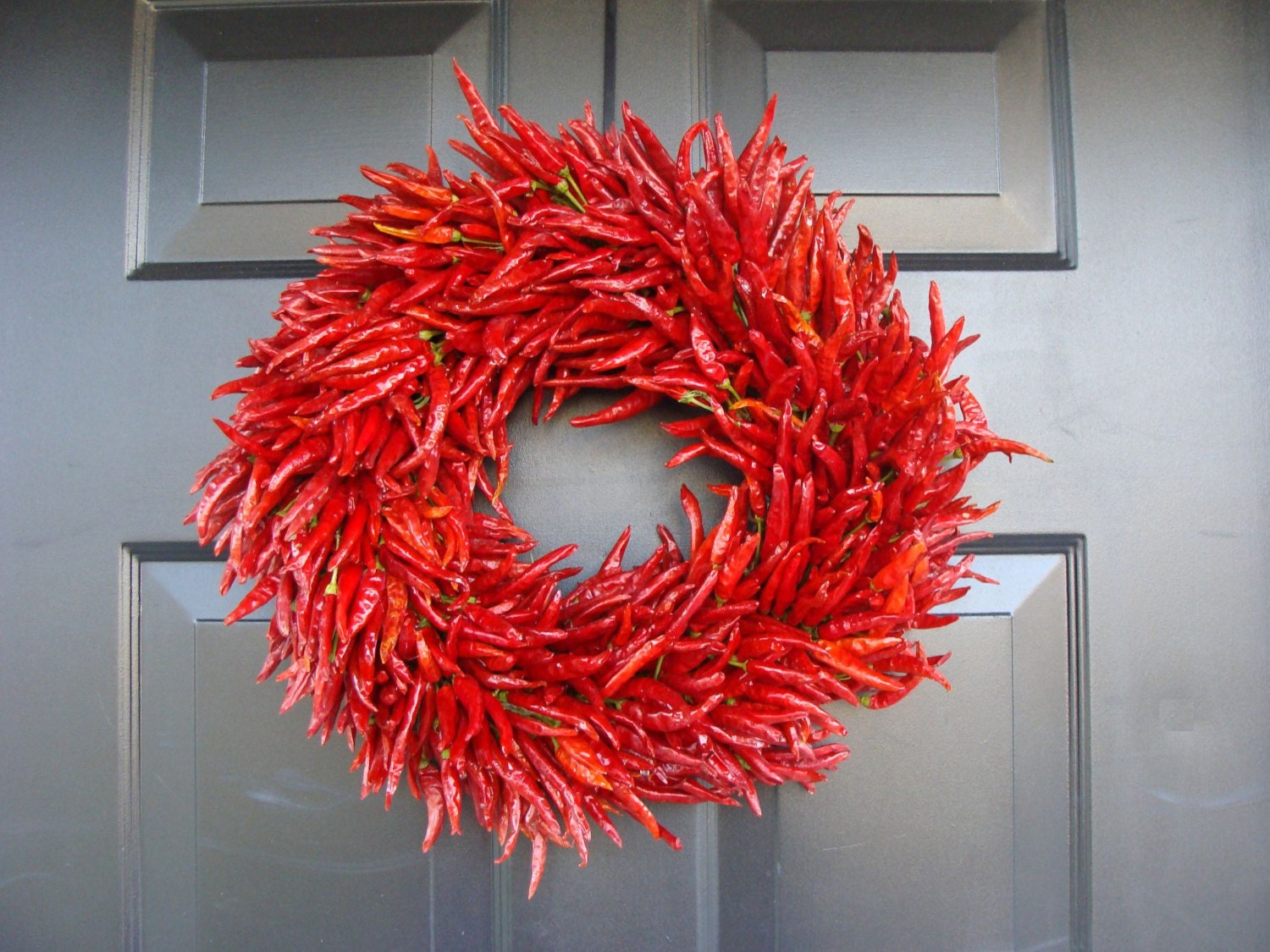 Organic Red Chili Pepper Wreath, Kitchen Centerpiece, Wall Decor, Housewarming Gift, Herb Wreath, Southwest Decor, 16 inch