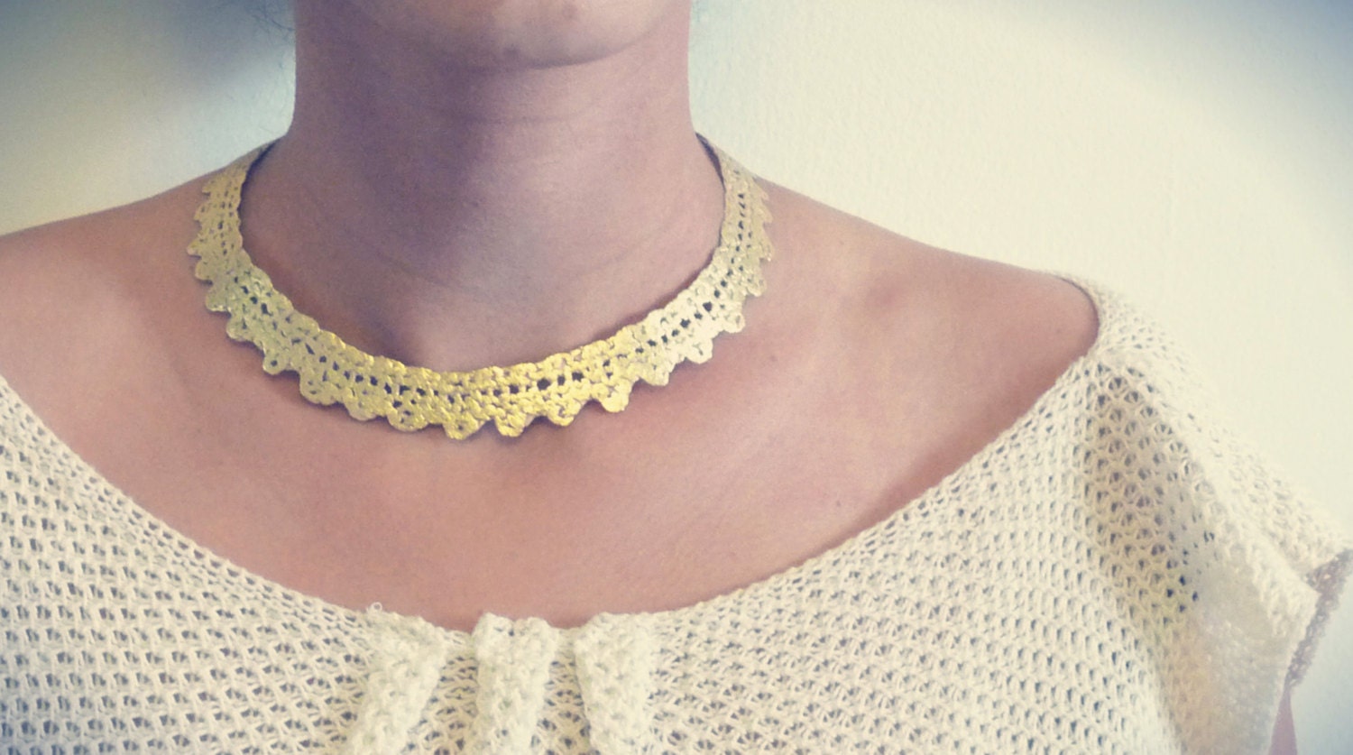 Crochet golden lace necklace - Textile necklace, gold filled Closures