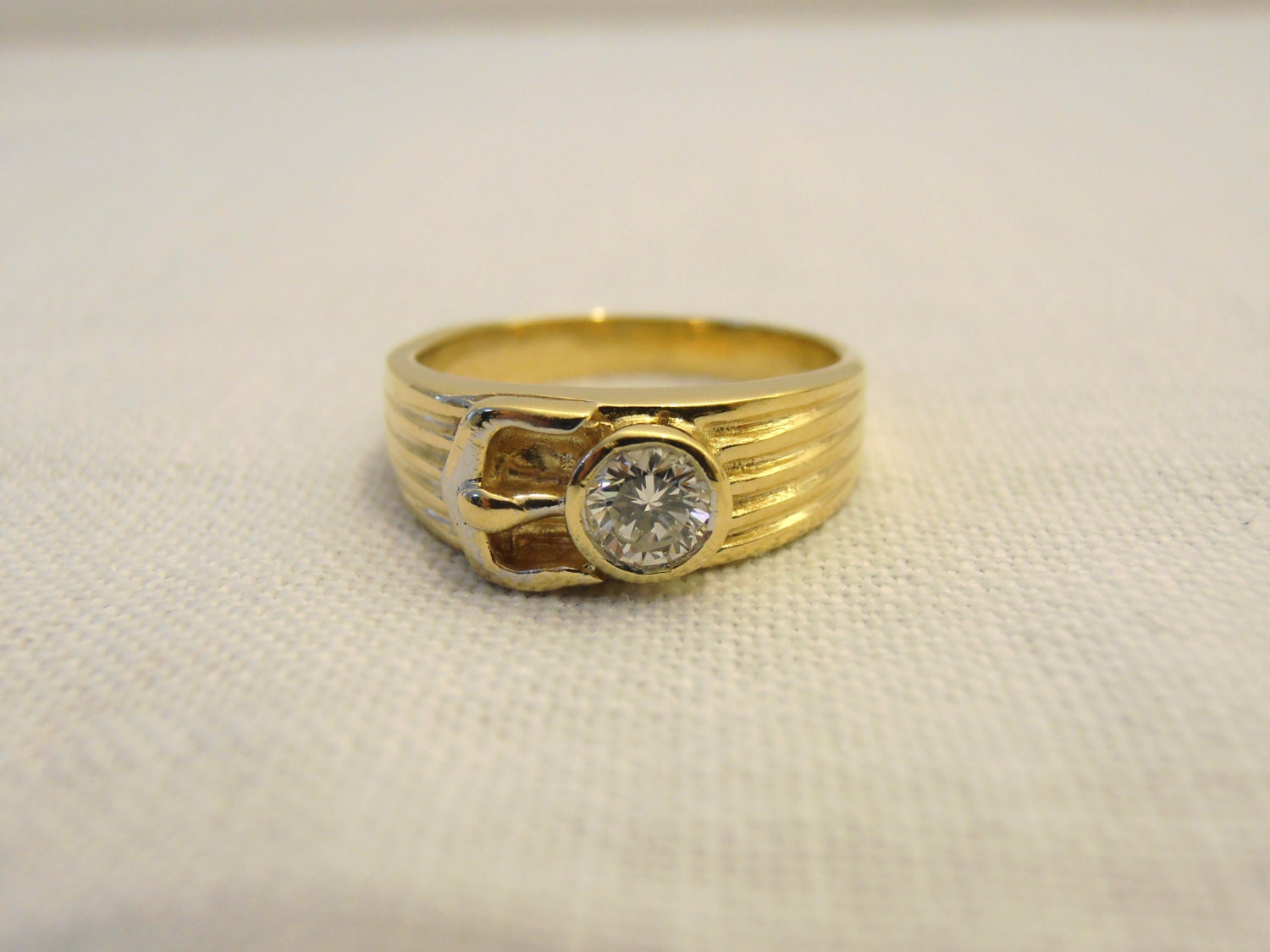 Estate .25 ct Diamond and 18k Gold Buckle Engagement Ring