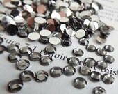 BLACK DIAMOND 16ss 4mm Acrylic Rhinestones 1 Gross 144 Pcs Flatback