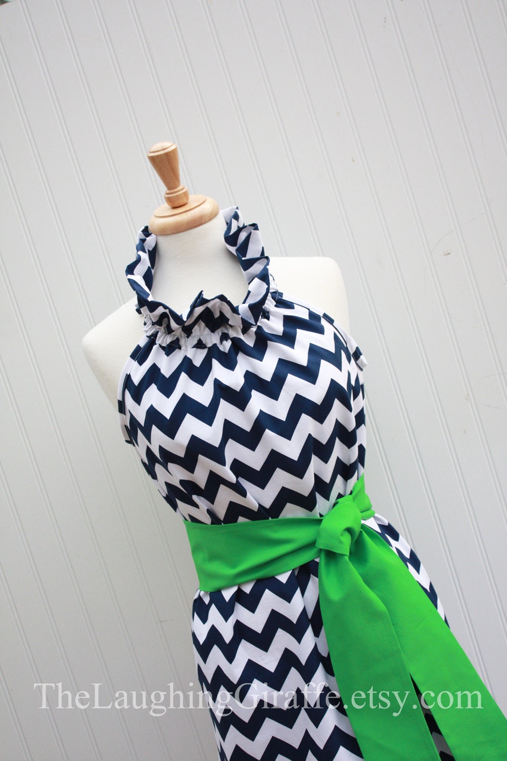 NEW...Simply Chic...Women's Chevron Dress with Removable Sash