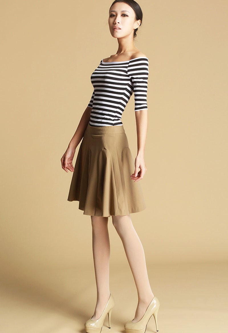 Charming knee length Skirt (453)