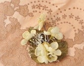 wedding hair clip, ivory flower clip, bohemian bridal accessory - syrena