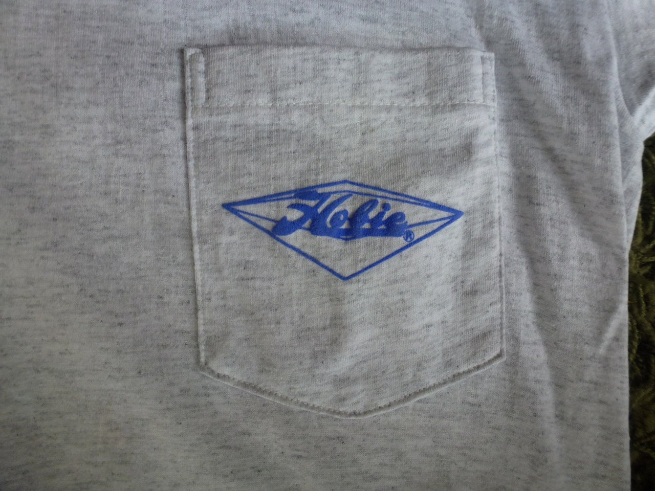 1980s Hobie pocket tee shirt gray vintage