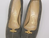 Vintage 60s Grey Suede Pumps 6.5