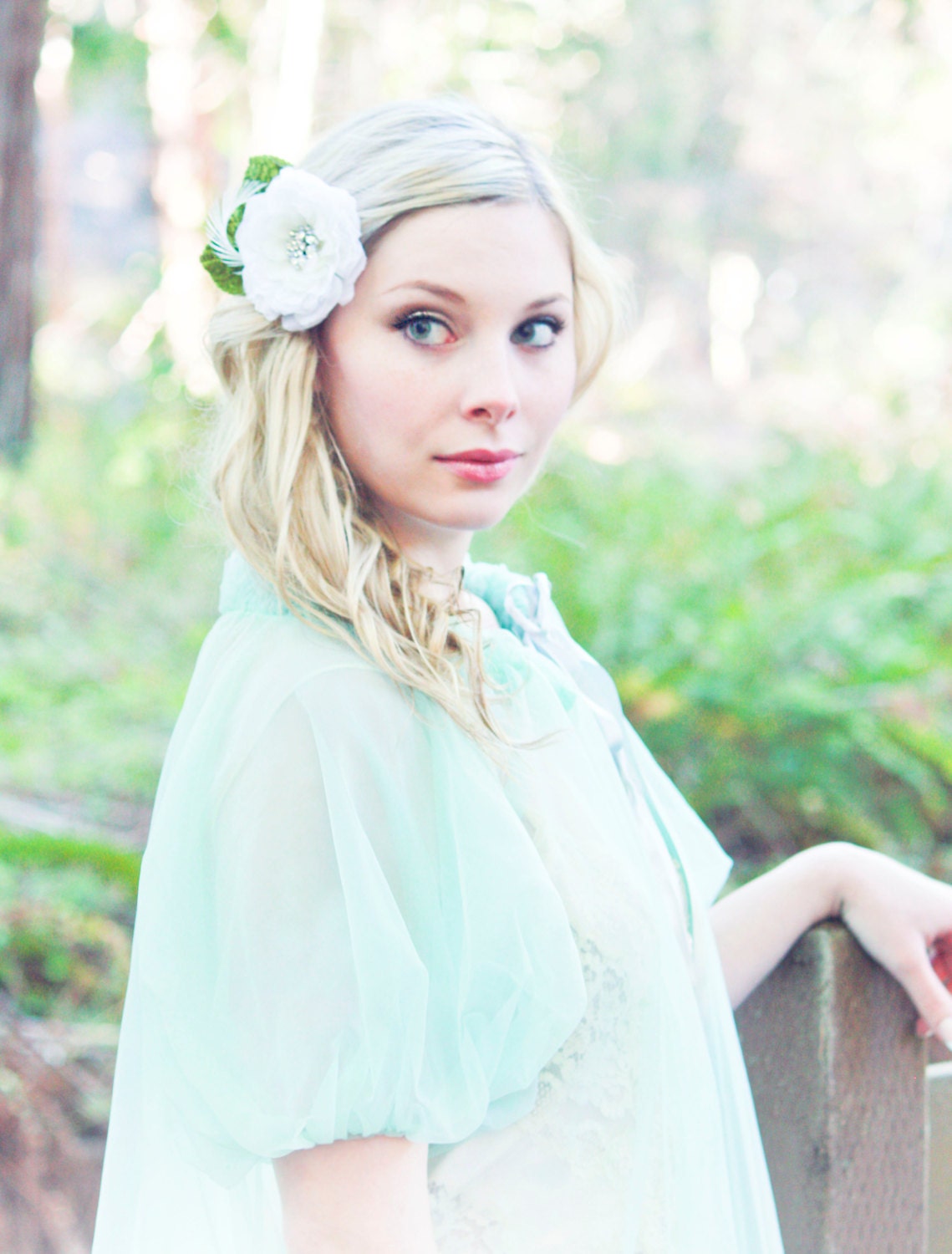 Bridal Flower, Fascinator, Hair Clip, Wedding Flower, bridal hair clip