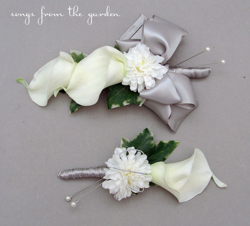 Real Touch Calla Lily Silk Mum Wedding Boutonniere & Wedding Corsage with Silver Wire Grey Ribbon - Customize for Your Wedding Colors