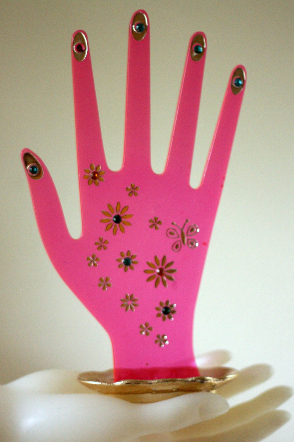 Jameco 60s Glove Form Diplay Hand - Plastic Hot Pink Gold Daisies and Gems w Metal Base