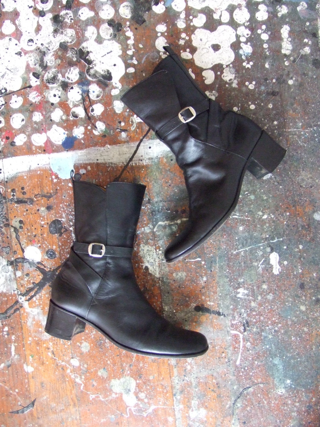RESERVED / Vintage 1980s black leather boots with wrap-around buckle detail//////9