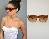 Oversized Floral Stained Giraffe Shades