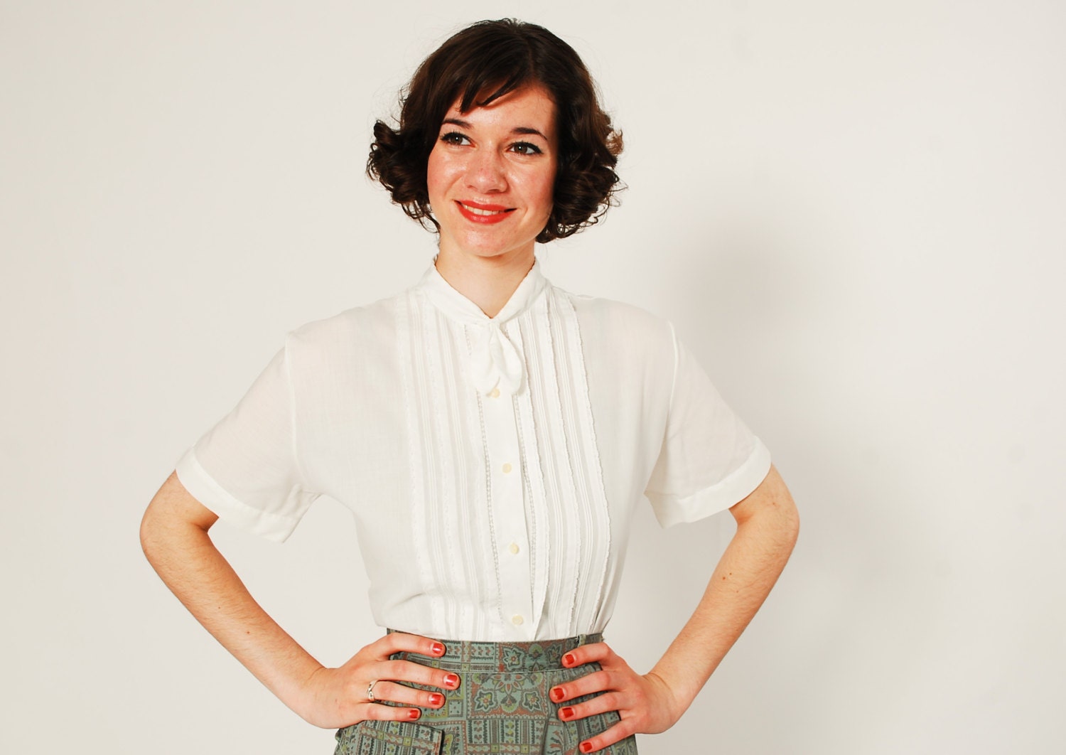 Vintage 50s Blouse - 50s White Blouse - Tiny Ascot