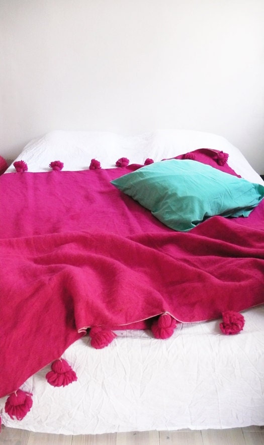 Moroccan POM POM Wool Blanket - Pink